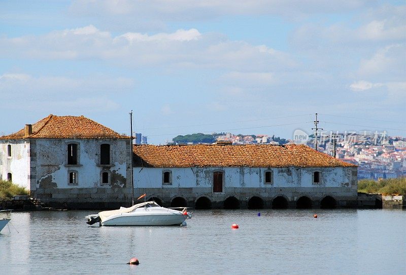 潮汐磨坊/潮汐磨坊，Amora, Seixal，葡萄牙-“塔式磨坊”